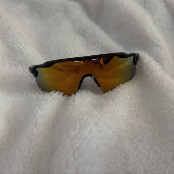 Oakleys 009208 Radar® EV Path - Picture 1 of 5